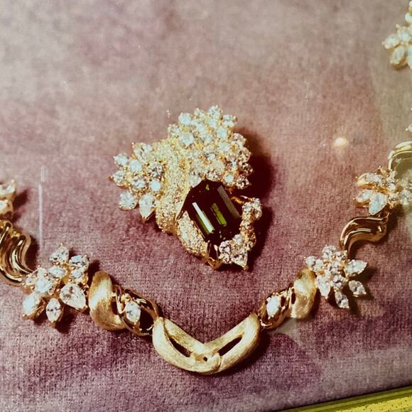 Antique Gold Framed Jewelry Art Print - Picture 4 of 4